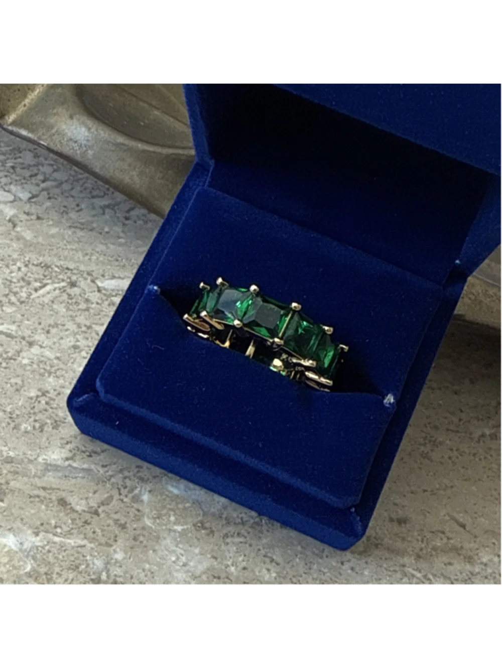 KURT GEIGER LONDON GOLD TONE SQUARE CUT CRYSTAL ETERNITY RING IN EMERALD GREEN 7